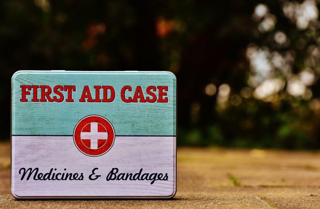 first-aid-1732531_1280 first aid kit